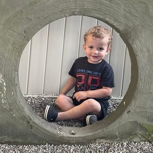 Meet your Posher, Raymond